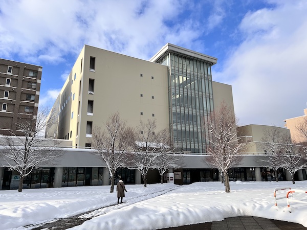 雪の中のちえりあ